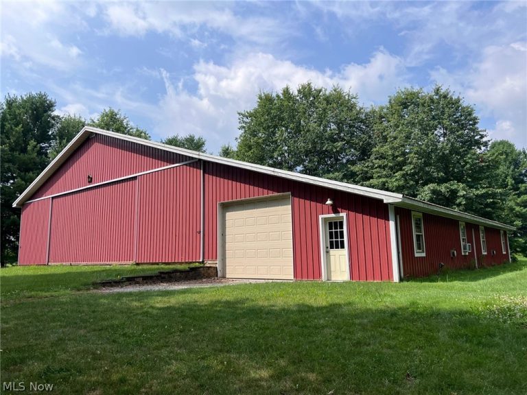 36143 Jason Drive, Grafton, OH - Photo 4