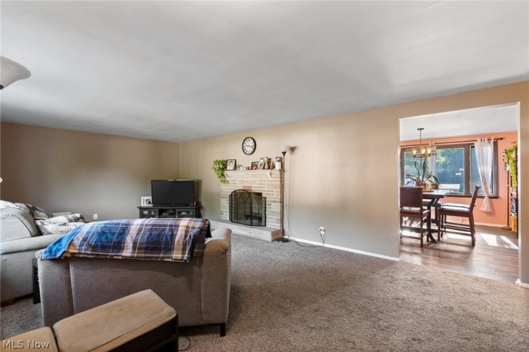 800 Woodview Drive, Massillon, OH - Photo 8