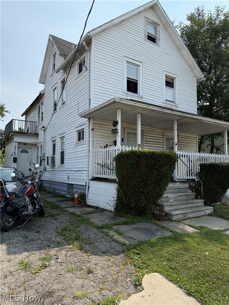 3819 Storer Avenue, Cleveland, OH - Photo 2