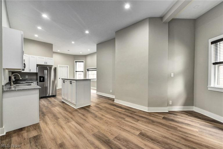 6014 Franklin Boulevard #1, Cleveland, OH - Photo 4