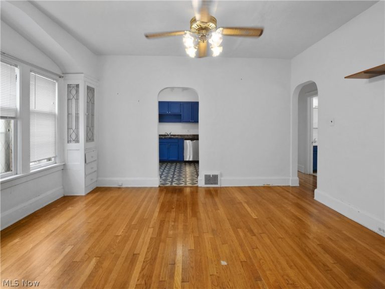 3141 Kensington Road, Cleveland Heights, OH - Photo 6