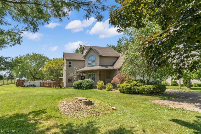 8241 Akron Canfield Road, Canfield, OH - Photo 2