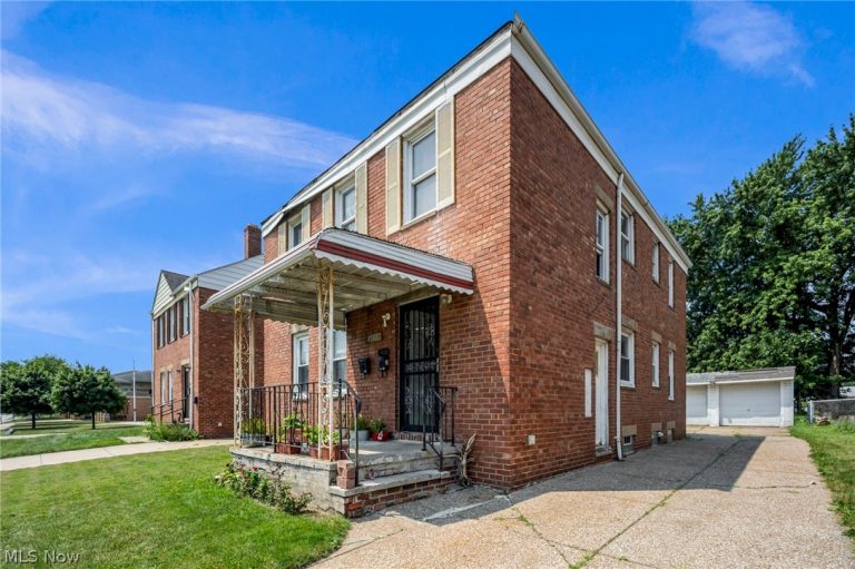 4532 150th Street, Cleveland, OH - Photo 2