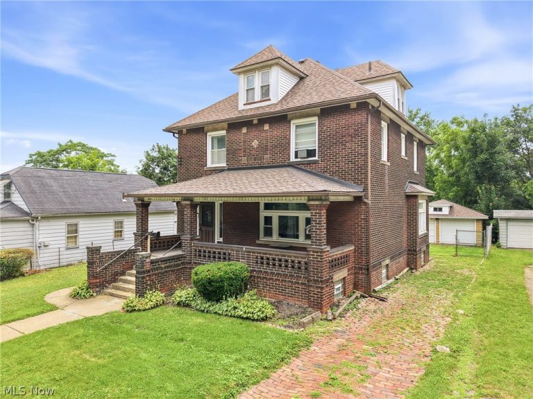 214 6th Street, Campbell, OH - Photo 2