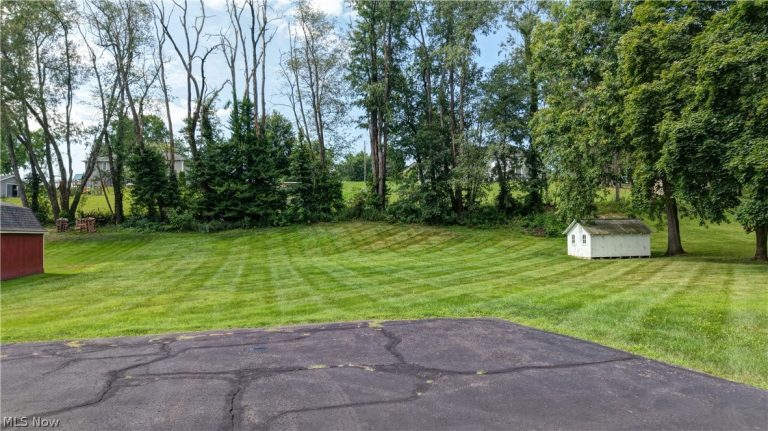 105 Prospect Street, Baltic, OH - Photo 3