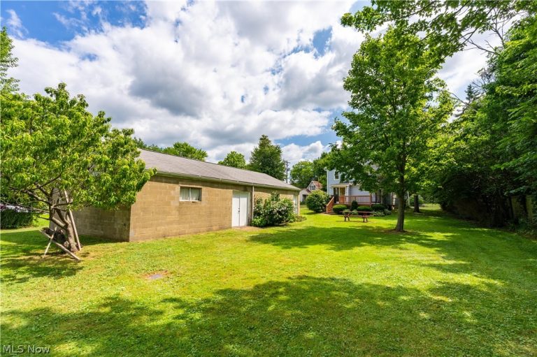 4718 Massillon Road, North Canton, OH - Photo 8