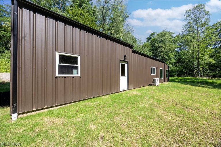 4037 cleveland Road, Wooster, OH - Photo 3