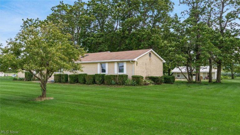 2090 Sulphur Springs Road, West Alexandria, OH - Photo 3