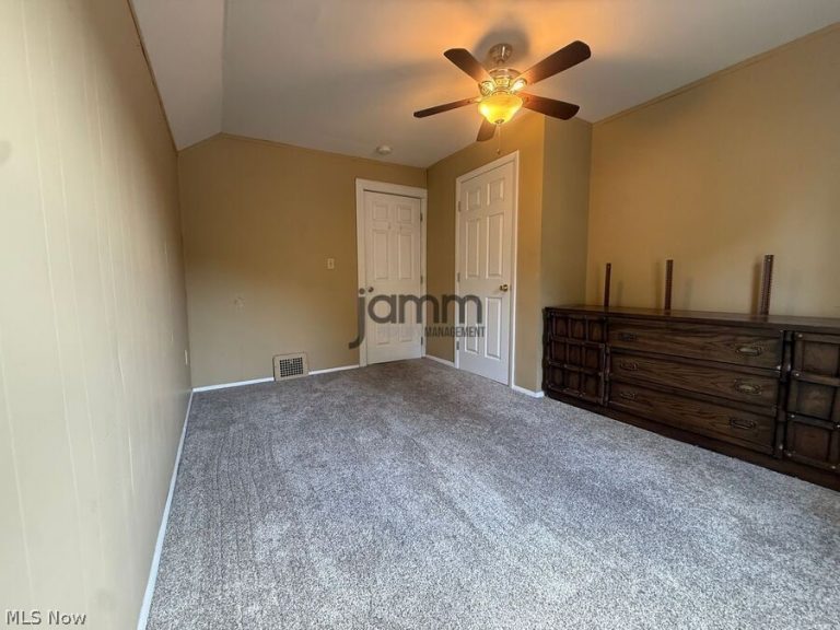 1726 Starkweather Avenue #Upper, Cleveland, OH - Photo 6