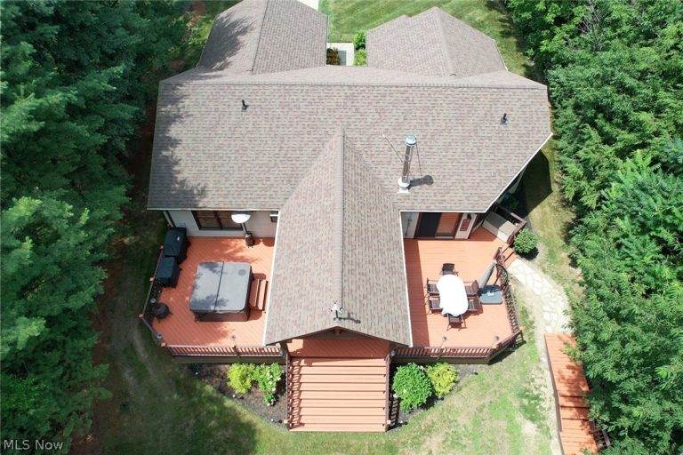 1091 Evening Star Drive, Roaming Shores, OH - Photo 3