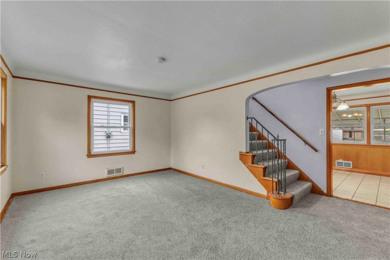 24 Leyton Road, Bedford, OH - Photo 3