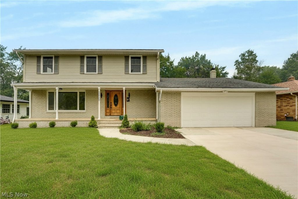 33065 Arlesford Drive, Solon, OH