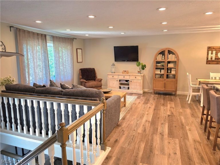 7631 White Pine Court, Mentor, OH - Photo 8