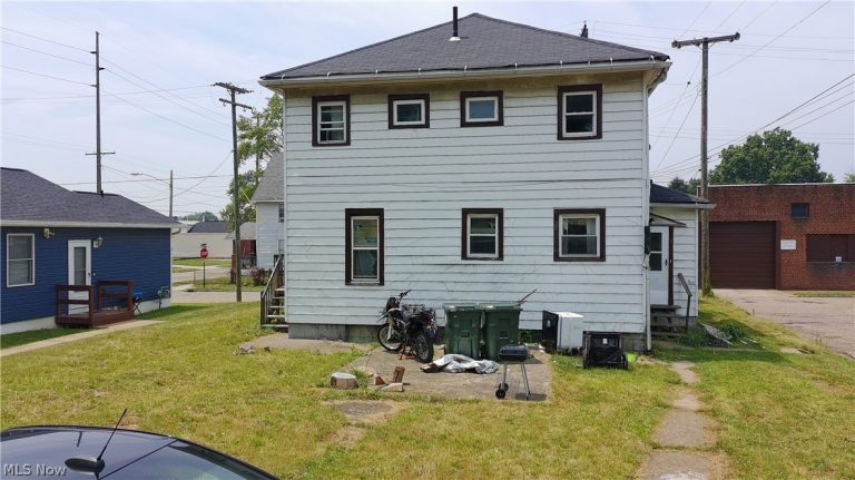 822 Marion Avenue, Canton, OH - Photo 3