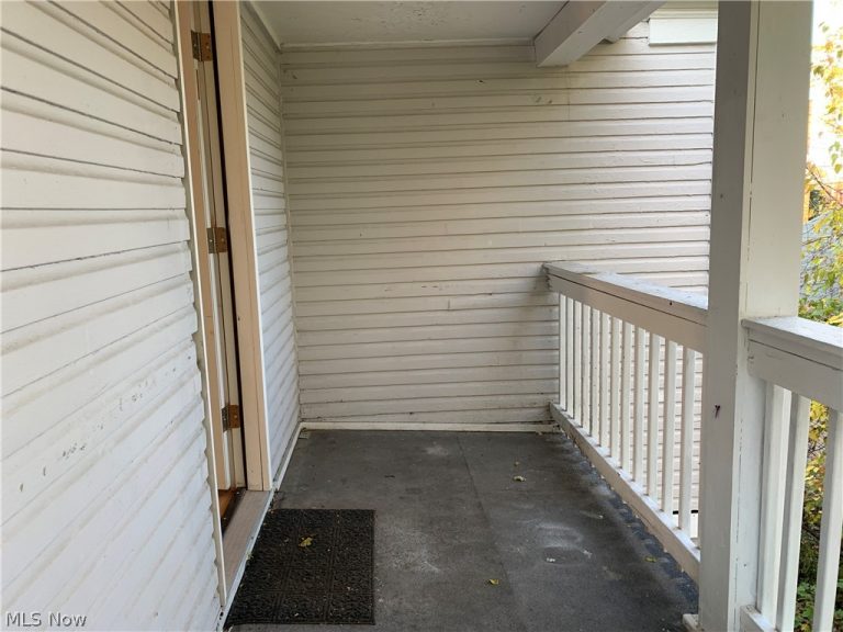 2129 Althen Avenue, Cleveland, OH - Photo 5