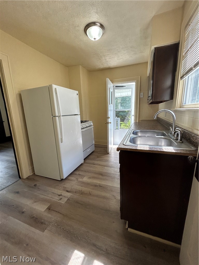 1178 Tampa Avenue, Akron, OH - Photo 6