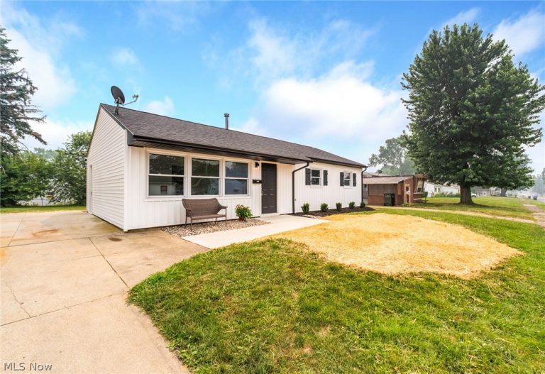 2402 Morris Avenue, Canton, OH - Photo 4