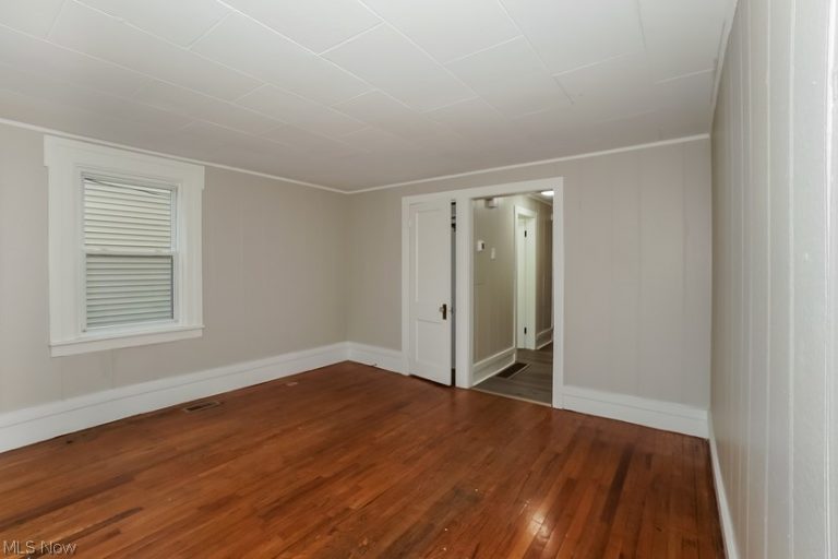 77 Bridge Street, Berea, OH - Photo 4