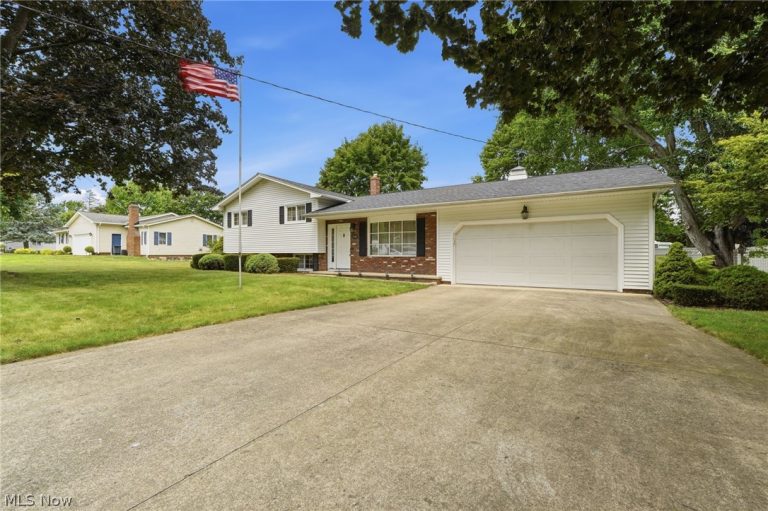 110 Hemlock Court, Painesville Twp, OH - Photo 4