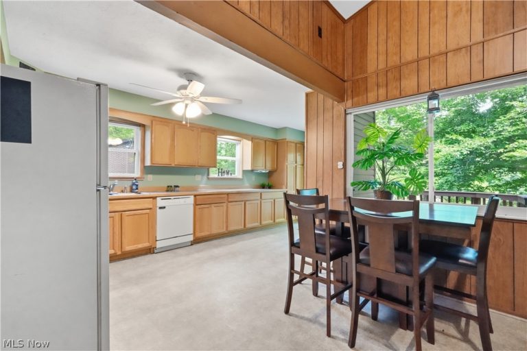 1197 Ginko Drive, West Salem, OH - Photo 6