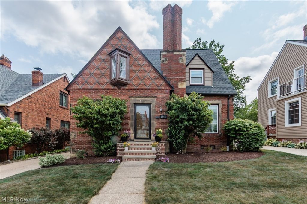1465 Bunts Road, Lakewood, OH