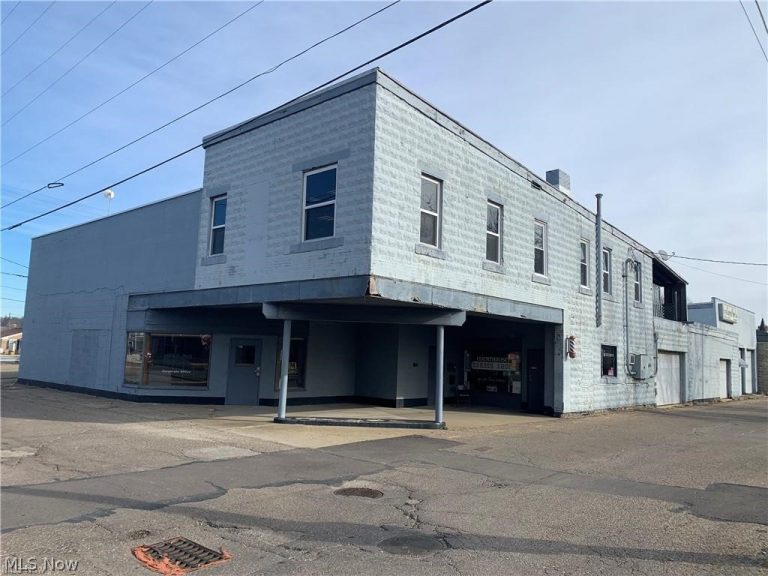 145 1st Drive #C, New Philadelphia, OH, 44663