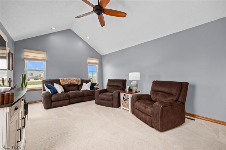 43800 Smith Road, Wellington, OH - Photo 5