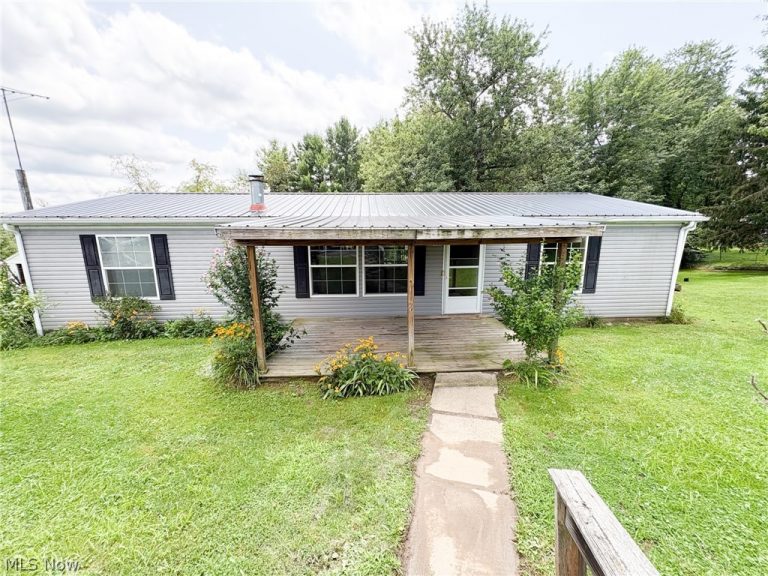 43195 South Ave Avenue, Beallsville, OH - Photo 2
