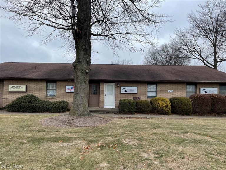 1670 Cooper Foster Park Road, Lorain, OH - Photo 3