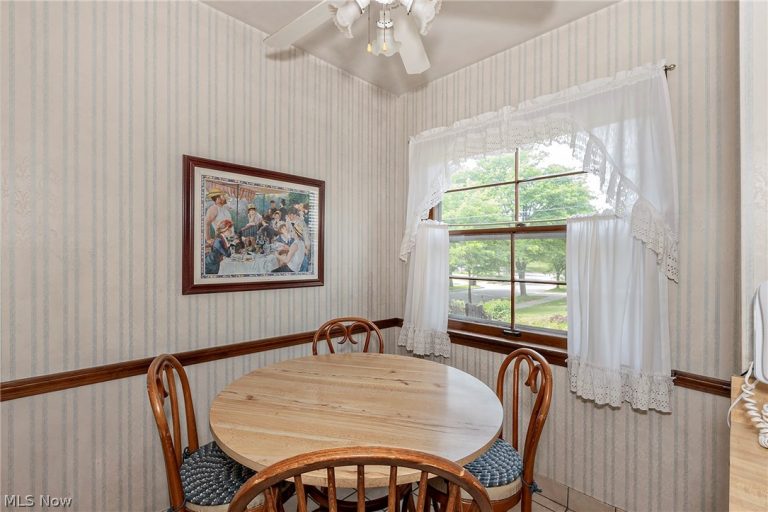23703 East Baintree Road, Beachwood, OH - Photo 6