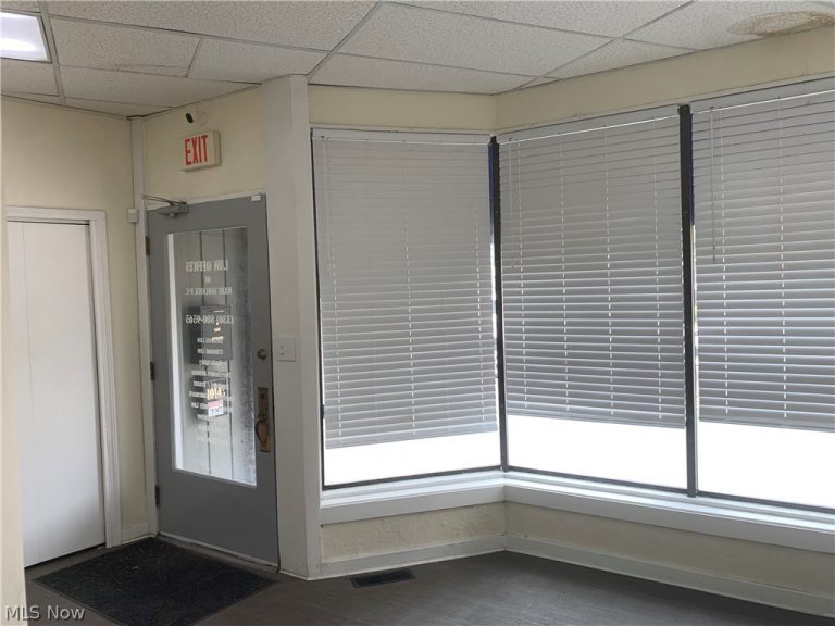 1014 Kenmore Boulevard, Akron, OH - Photo 4