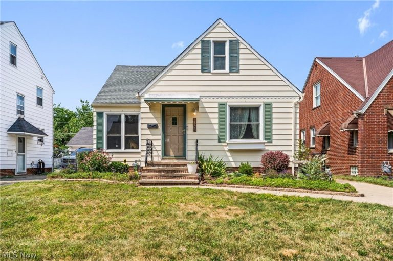 2920 Brookview Boulevard, Cleveland, OH, 44134