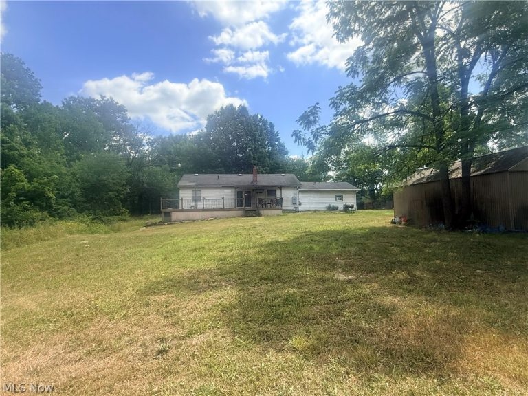 4636 143rd Street, Garfield Heights, OH - Photo 3