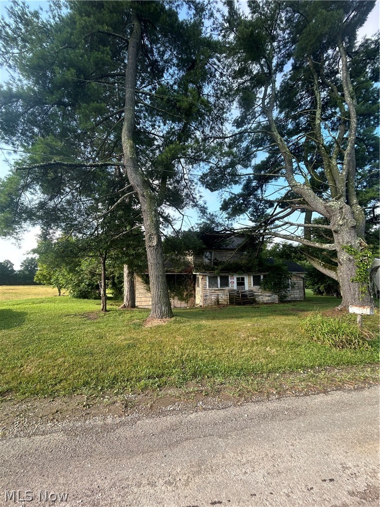 12930 Stoney Point Road, New Concord, OH