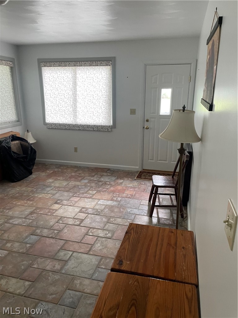3930 Baymar Drive, Youngstown, OH - Photo 6