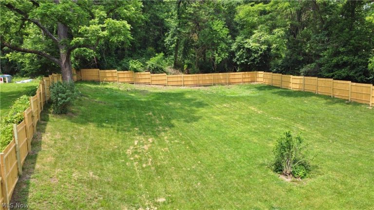 1521 Adamsville Road, Zanesville, OH - Photo 3