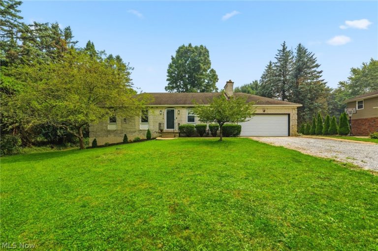 2470 Easton Street, Canton, OH - Photo 2