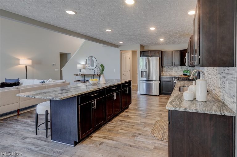 3841 Laurel Road, Brunswick, OH - Photo 8