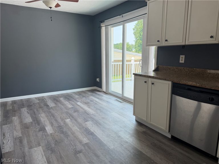 3337 Northern Street, Canton, OH - Photo 4