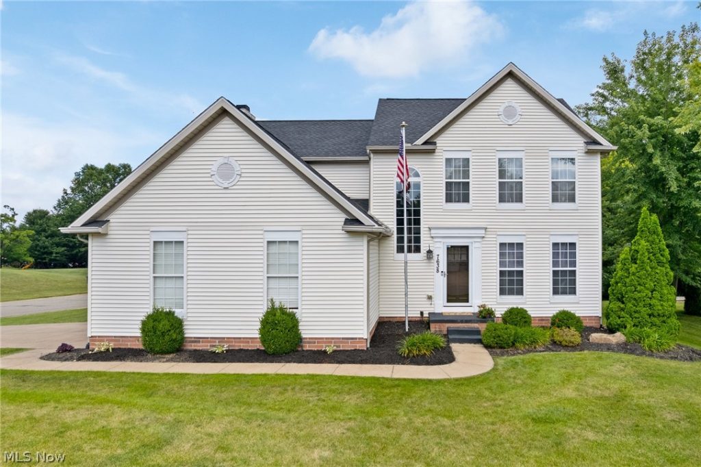 7638 Diamondback Avenue, Canal Fulton, OH