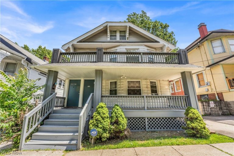 3261 88th Street, Cleveland, OH - Photo 2