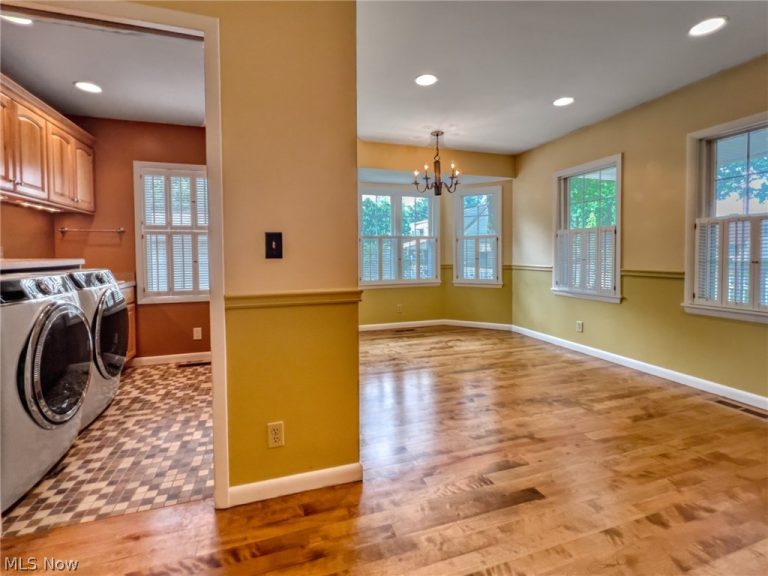 830 Monroe Avenue, Cuyahoga Falls, OH - Photo 6