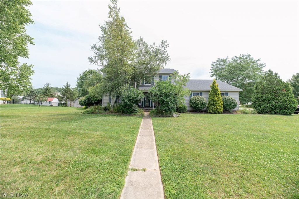 457 Lisbon Drive, Tallmadge, OH