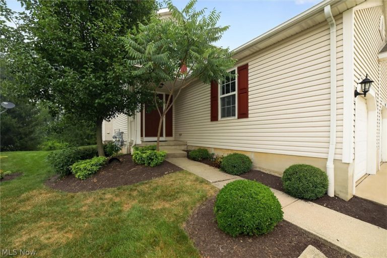 9995 Beverly Lane, Streetsboro, OH - Photo 3