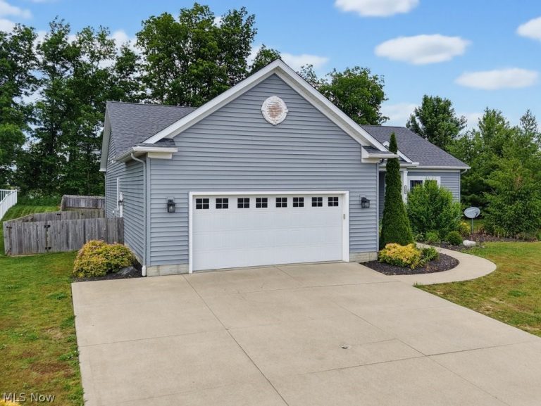5455 Coverdale Way, Medina, OH - Photo 3