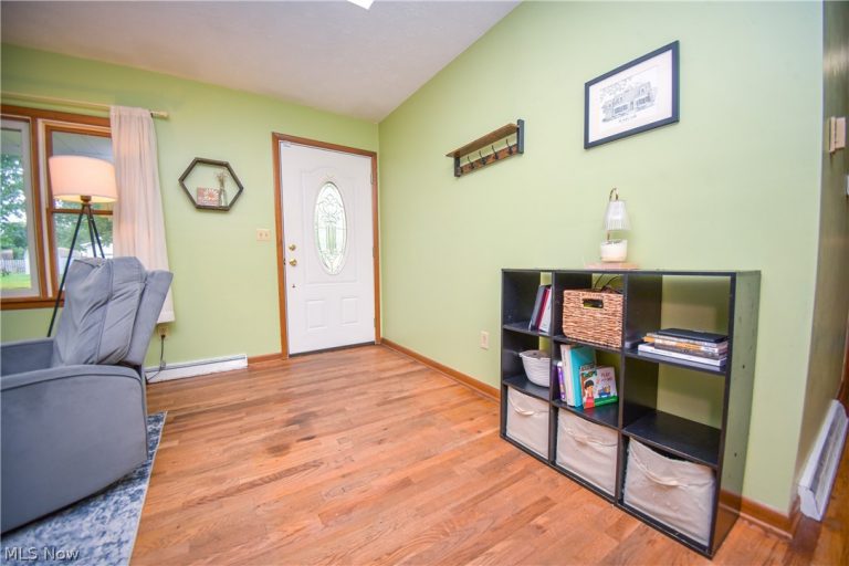 40 Lasalle Street, Medina, OH - Photo 3