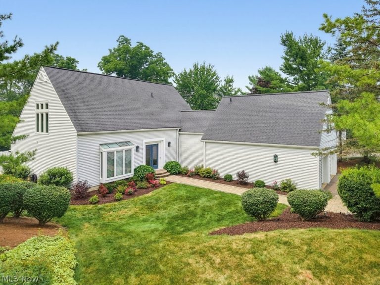 975 Meadowlark Circle, Aurora, OH, 44202
