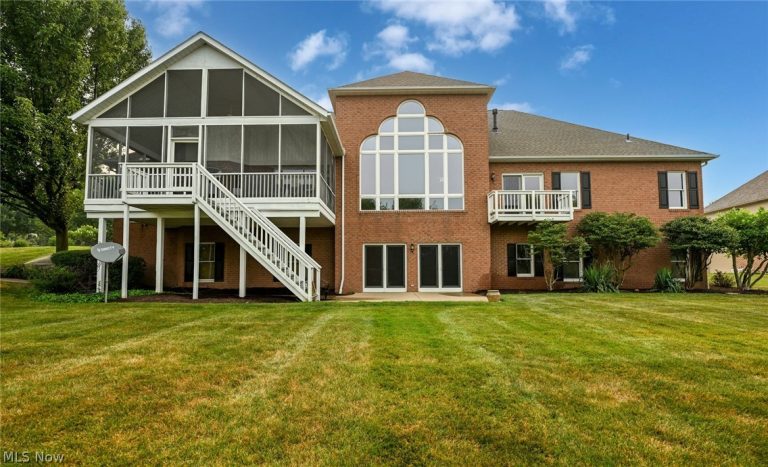 1597 Pilgrims Knob, Canton, OH - Photo 4