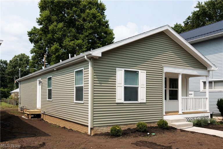 160 E Channel Street, Newark, OH - Photo 2