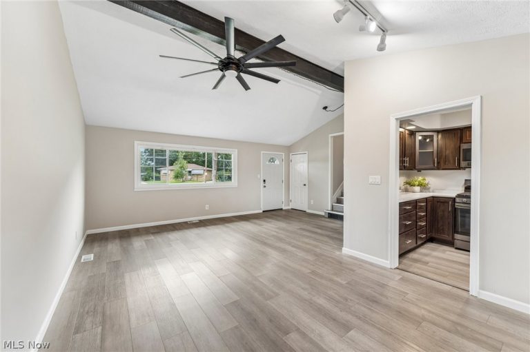 6269 Sylvia Court, Brook Park, OH - Photo 6